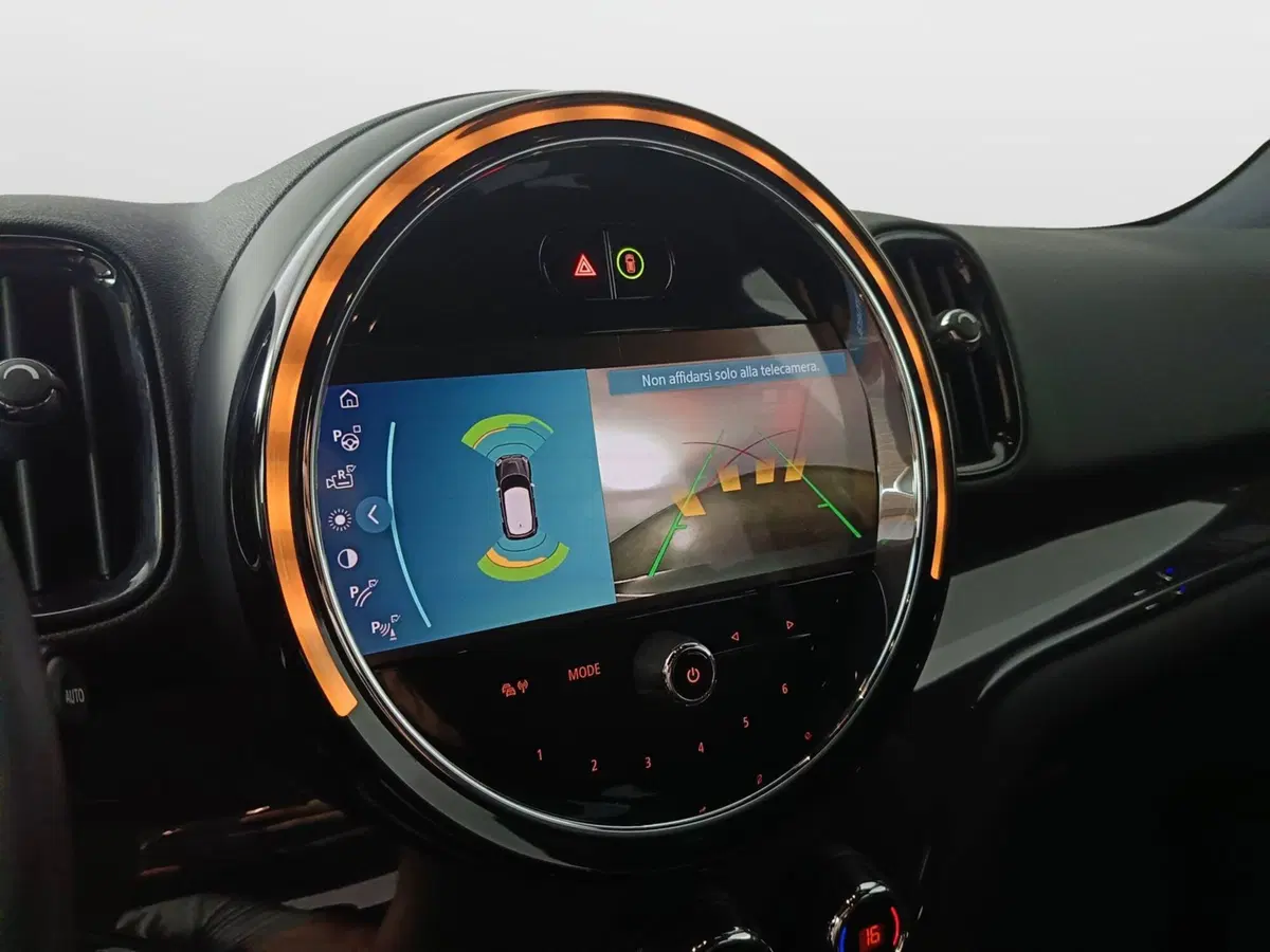 MINI Mini Countryman usata a Ascoli Piceno (14)