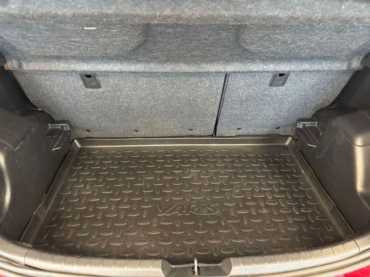 Toyota Yaris usata a Prato (16)