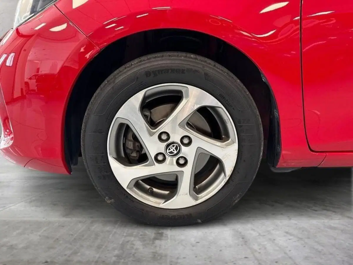 Toyota Yaris usata a Prato (7)