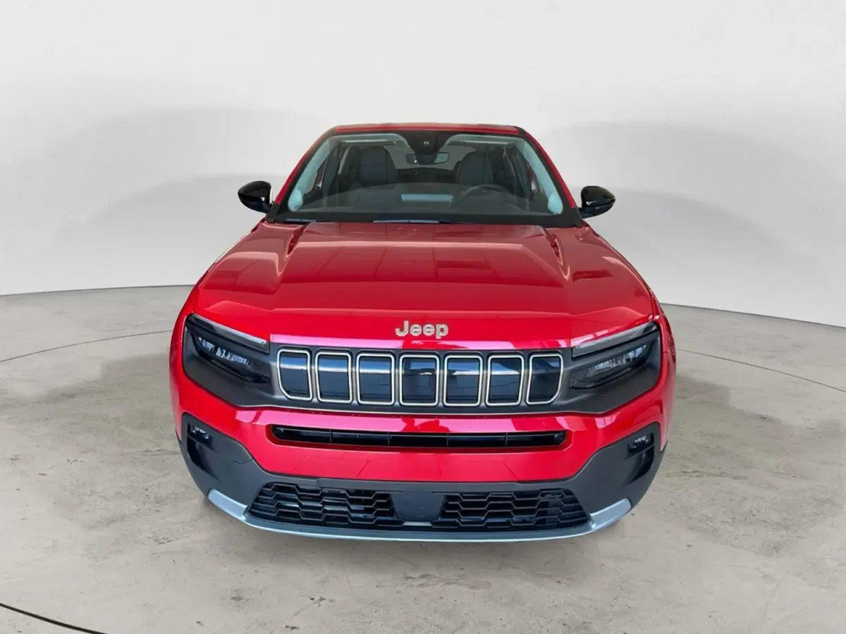 Jeep Avenger nuova a Brindisi (2)