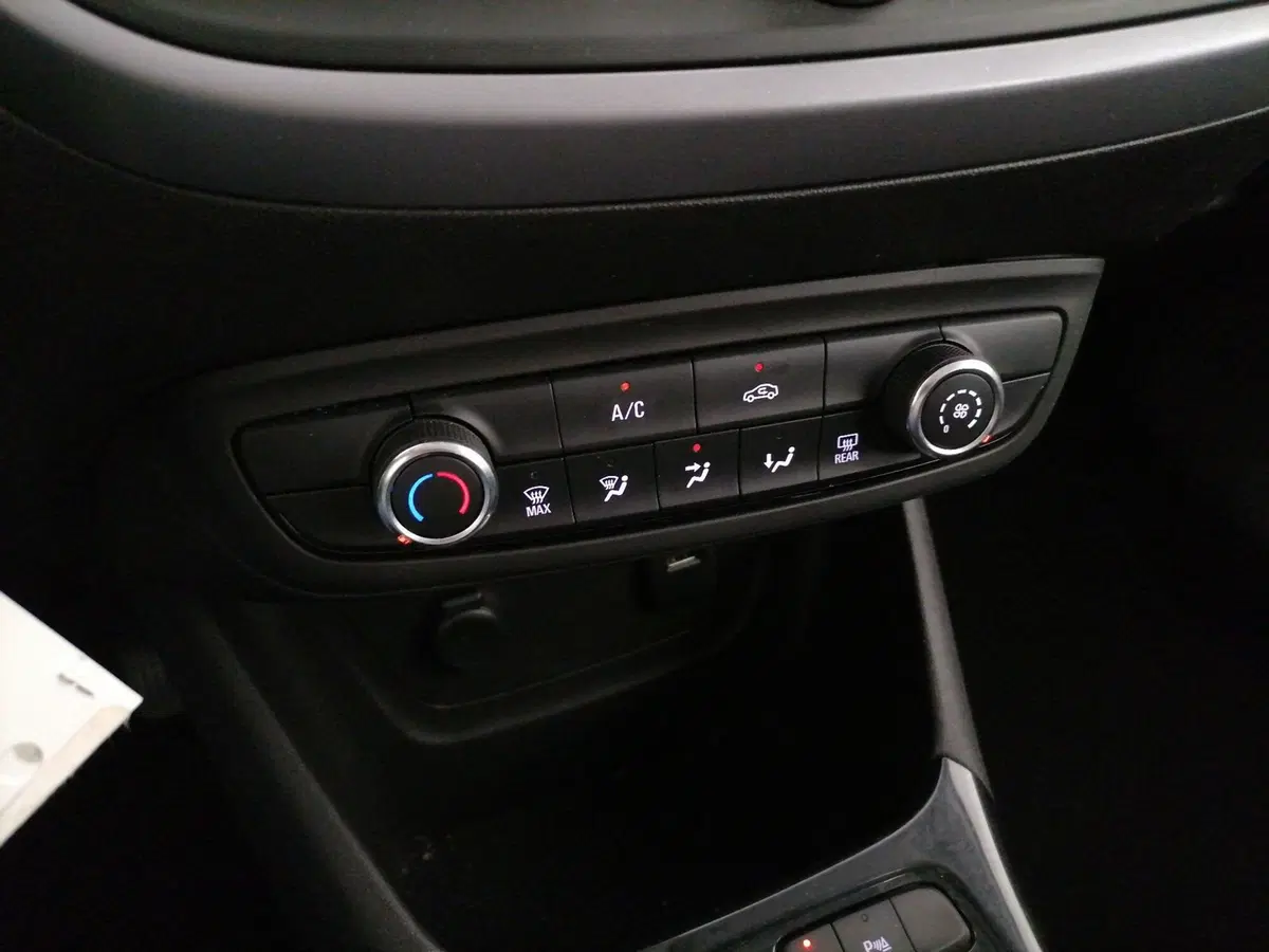Opel Crossland usata a Roma (14)
