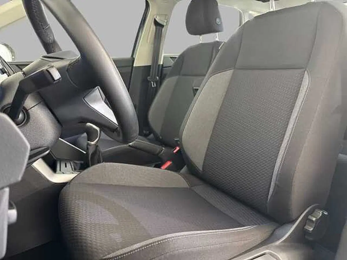 Volkswagen Taigo usata a Roma (10)