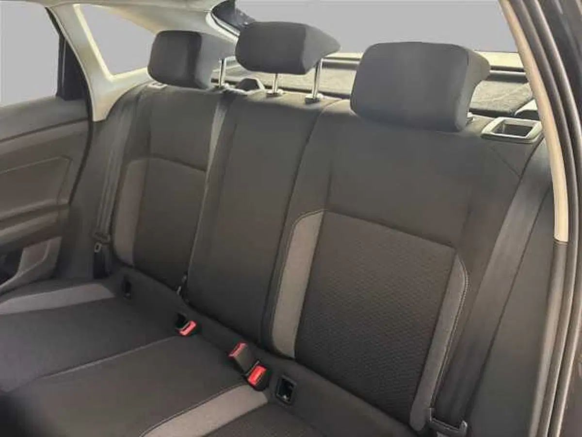 Volkswagen Taigo usata a Roma (11)