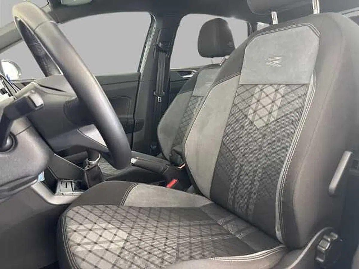 Volkswagen Taigo usata a Roma (9)