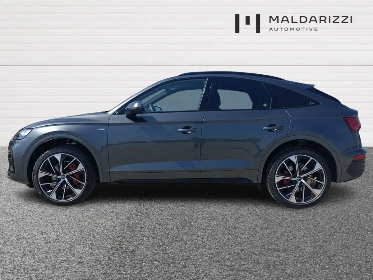 Audi Q5 Sportback usata a Lecce (5)