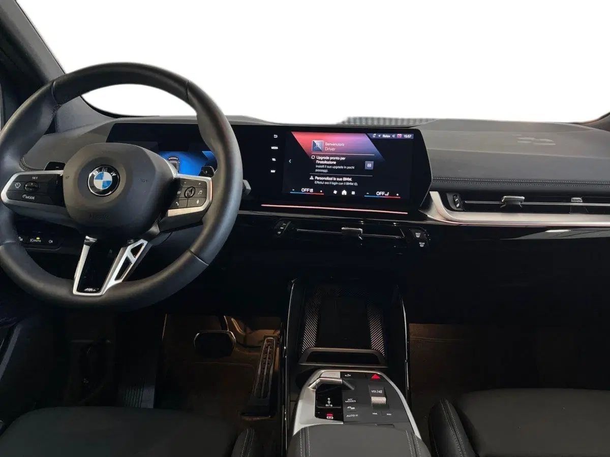BMW Serie 2 Active Tourer usata a Bari (8)