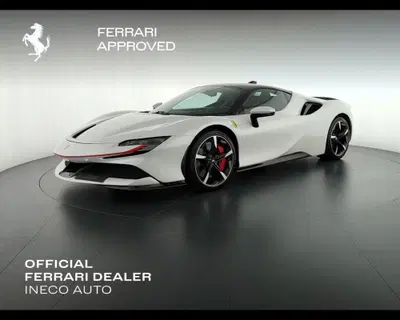 Ferrari SF90 Coup&eacute; 4.0 F1 del 2022 usata a Verona