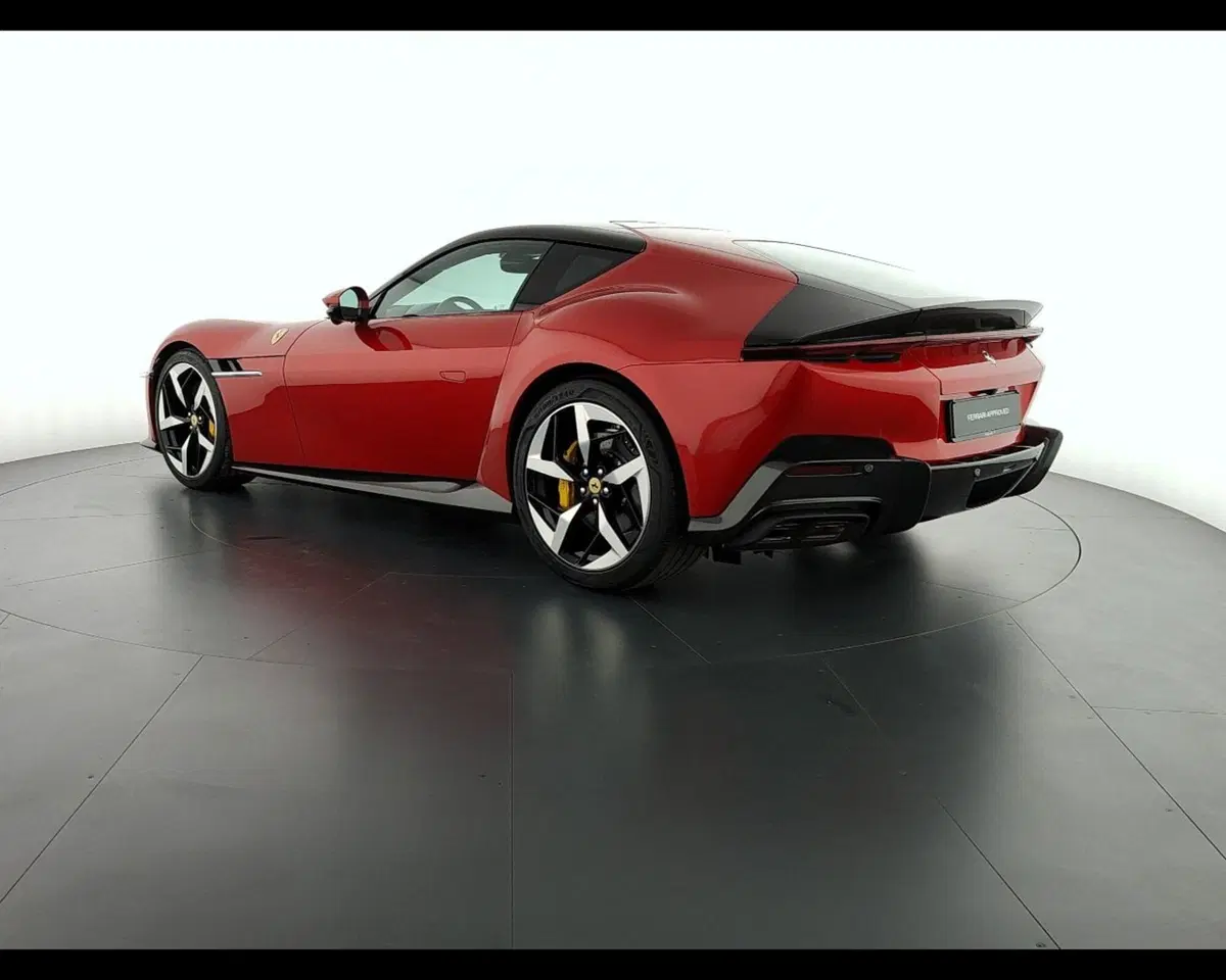 Ferrari 12Cilindri Coupé usata a Verona (11)