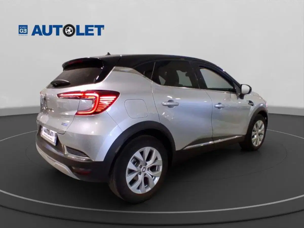 Renault Captur usata a Genova (7)
