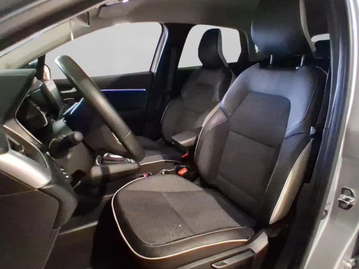Renault Captur usata a Genova (9)