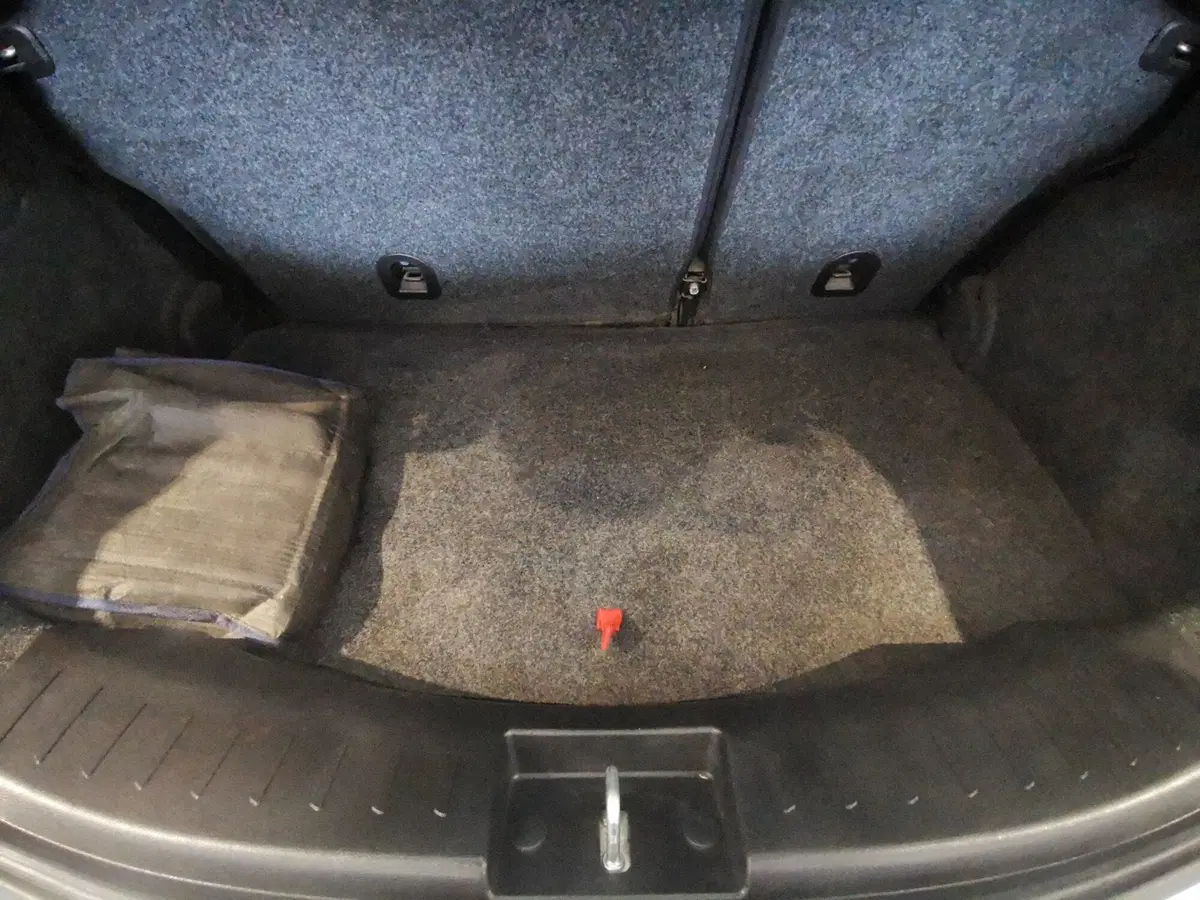 Lancia Ypsilon usata a Brindisi (18)