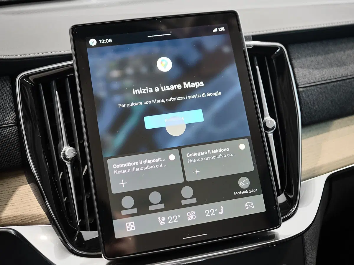 Volvo XC90 nuova a Prato (10)