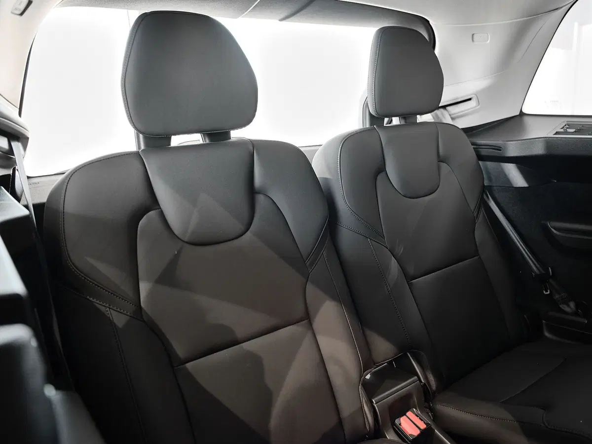 Volvo XC90 nuova a Prato (16)