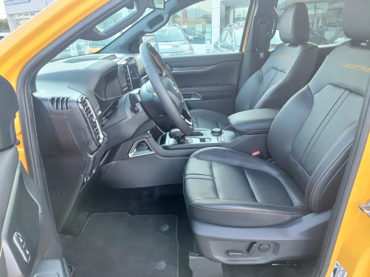 Ford Ranger Pick-up nuova a Belluno (7)