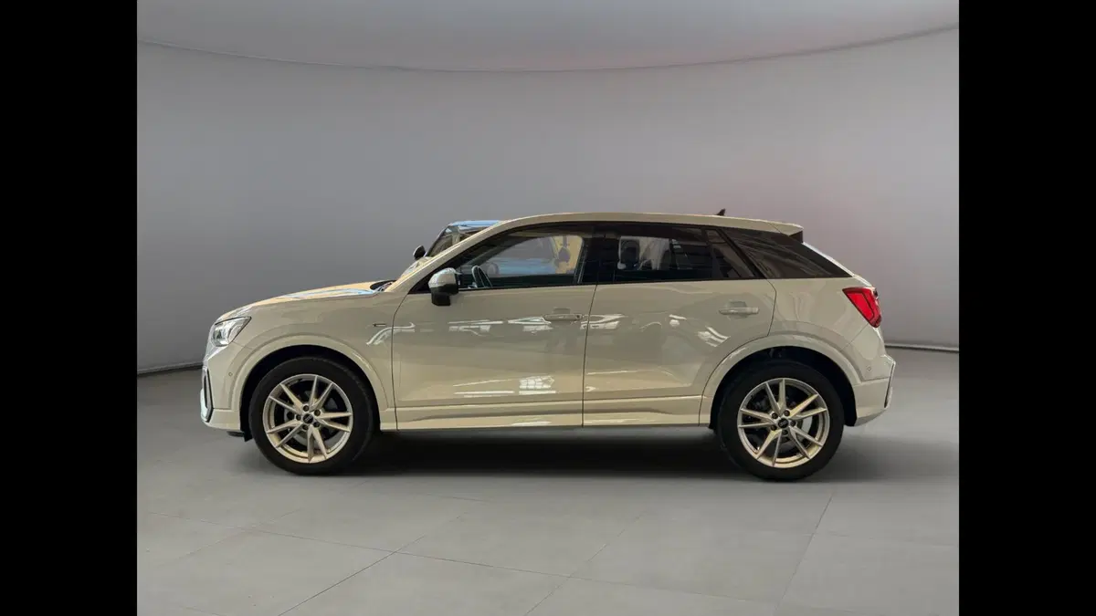 Audi Q2 usata a Palermo (4)