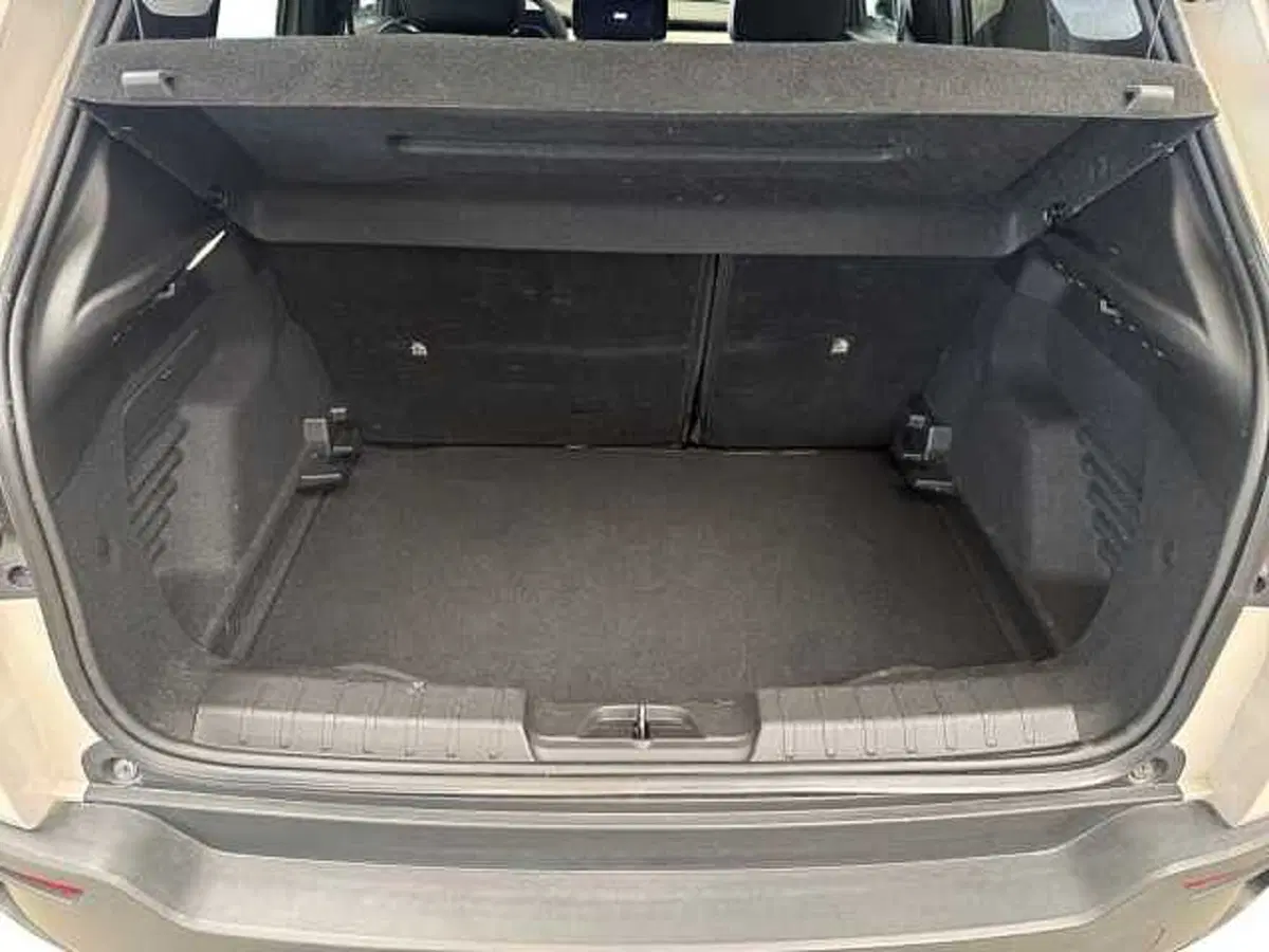 Jeep Avenger usata a Milano (15)