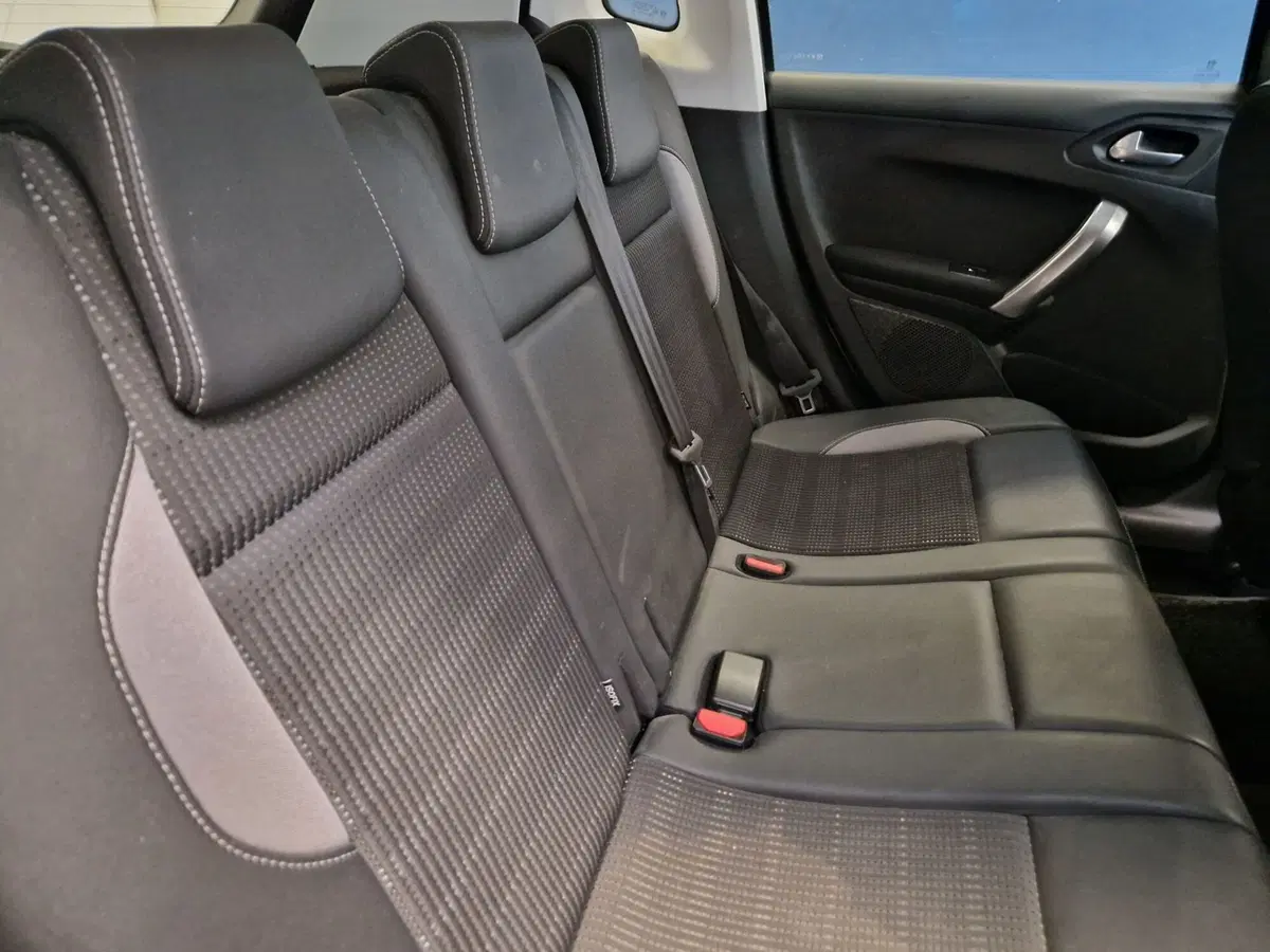 Peugeot 2008 usata a Varese (6)