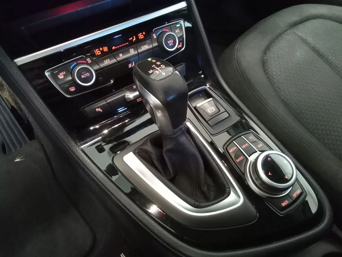 BMW Serie 2 Active Tourer usata a Rimini (13)
