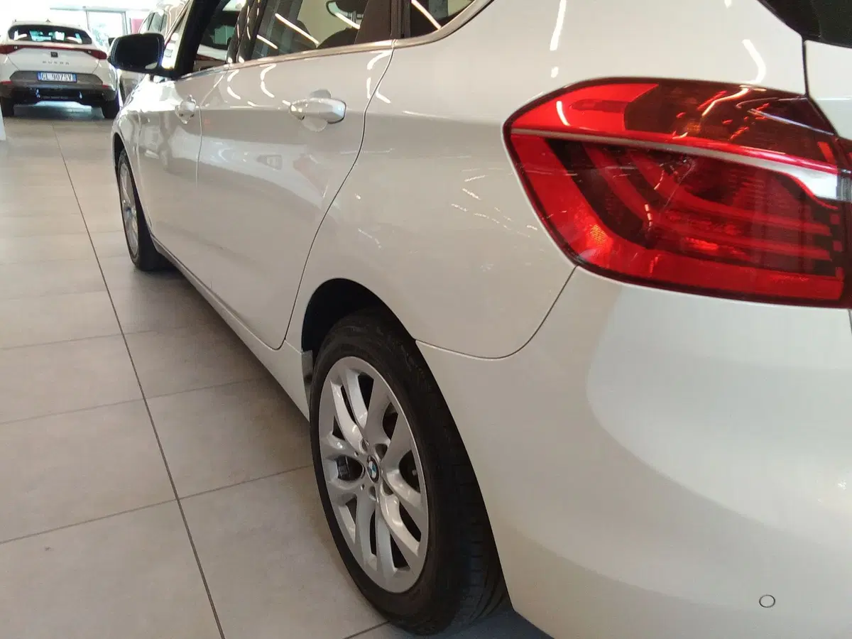 BMW Serie 2 Active Tourer usata a Rimini (9)