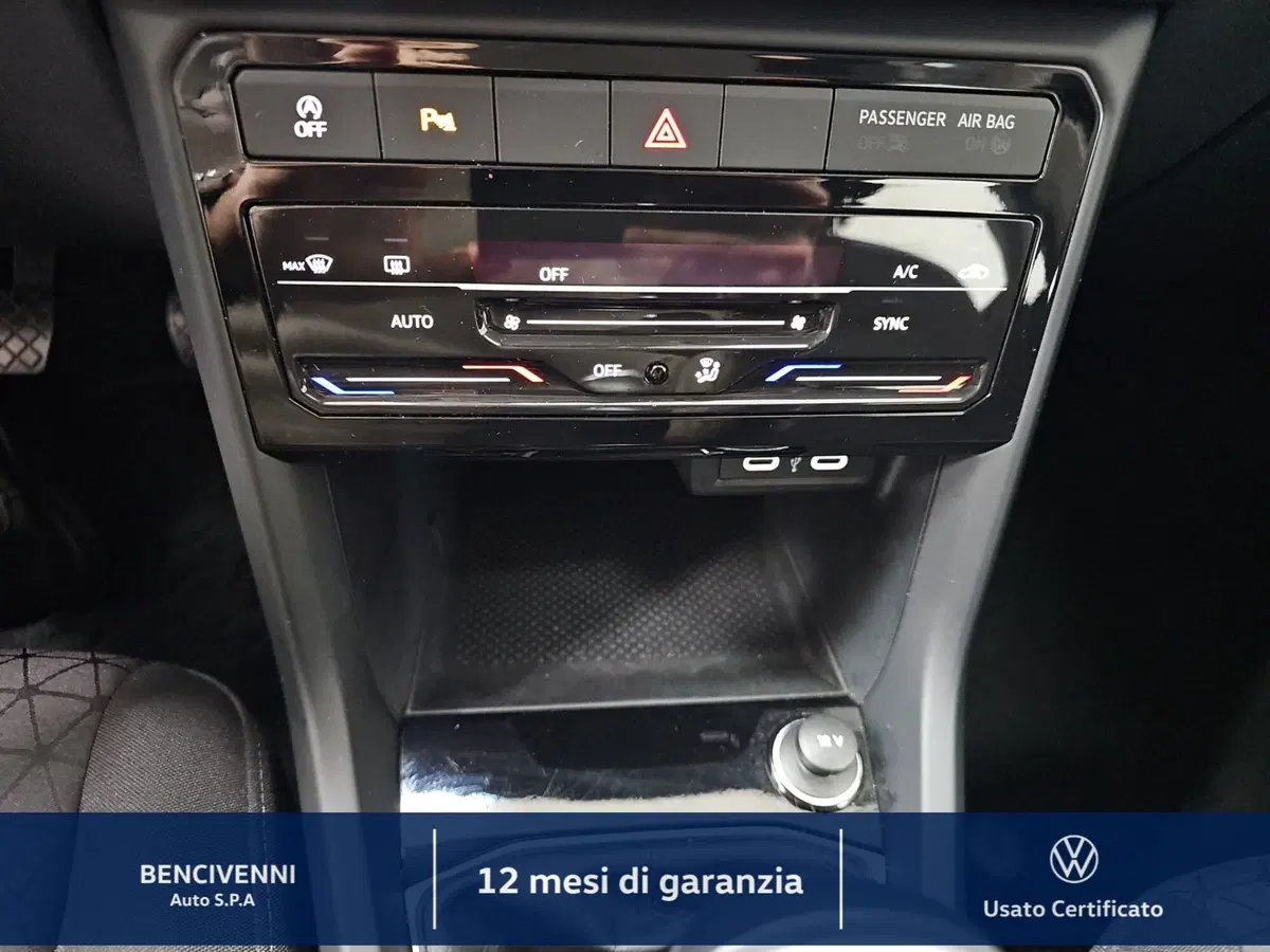 Volkswagen T-Cross usata a Catanzaro (18)