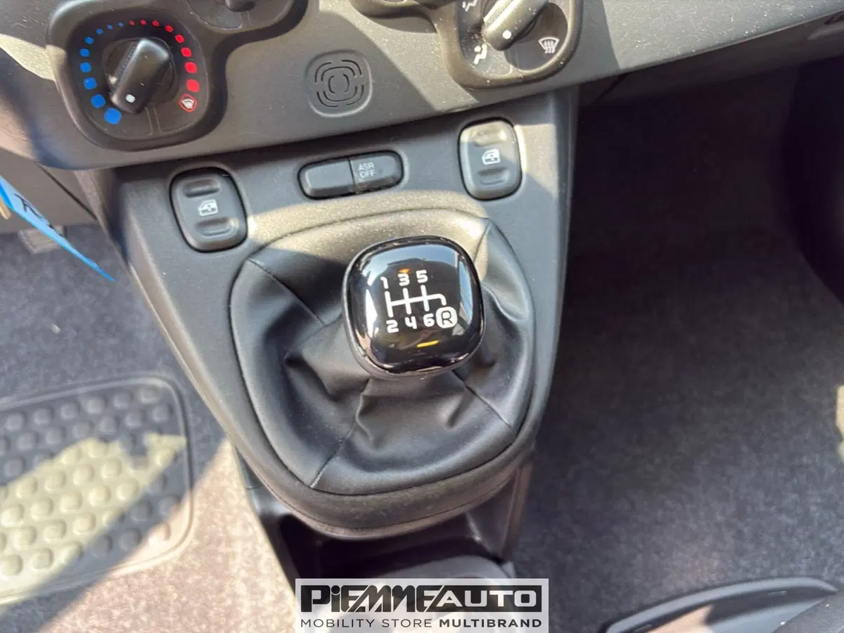 Fiat Panda Cross usata a Parma (14)