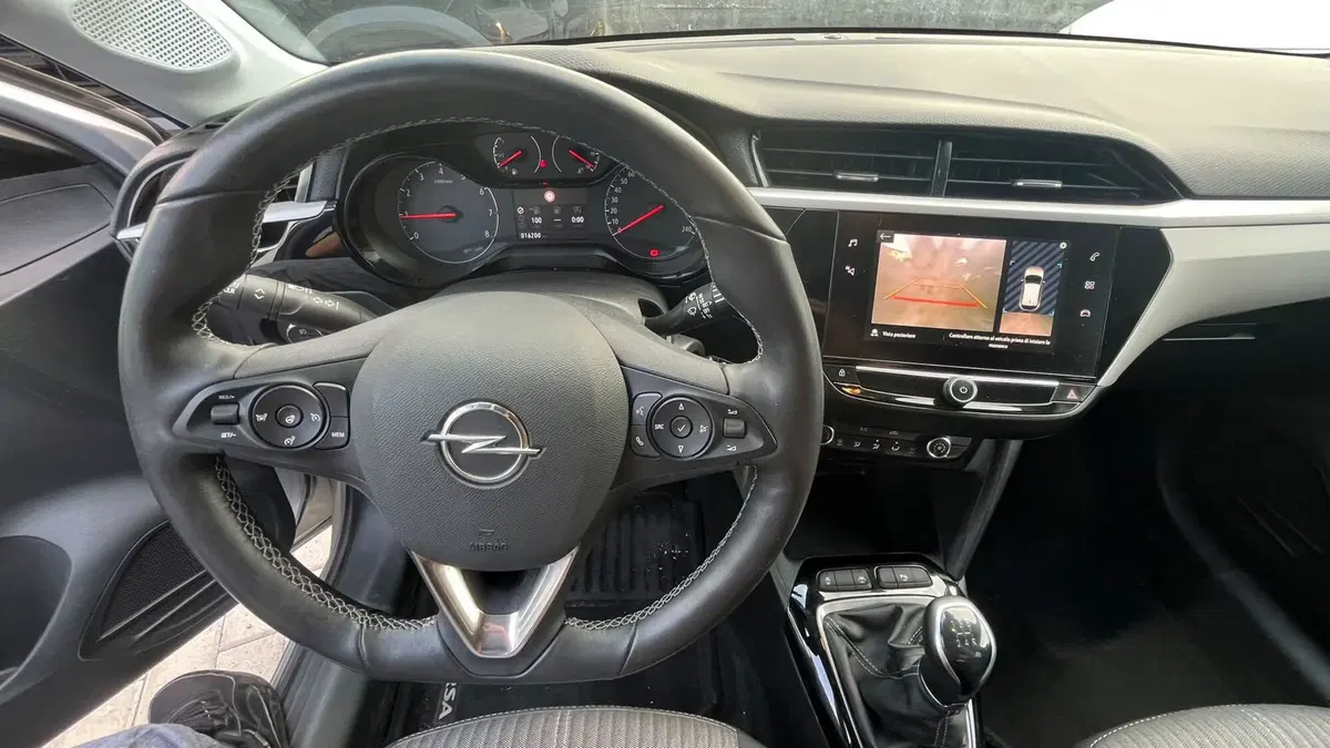 Opel Corsa usata a Massa-Carrara (11)