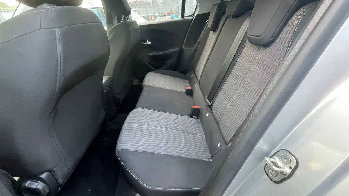Opel Corsa usata a Massa-Carrara (14)