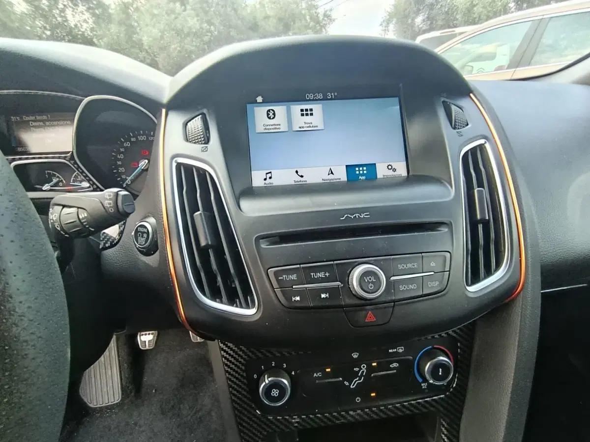 Ford Focus usata a Massa-Carrara (11)