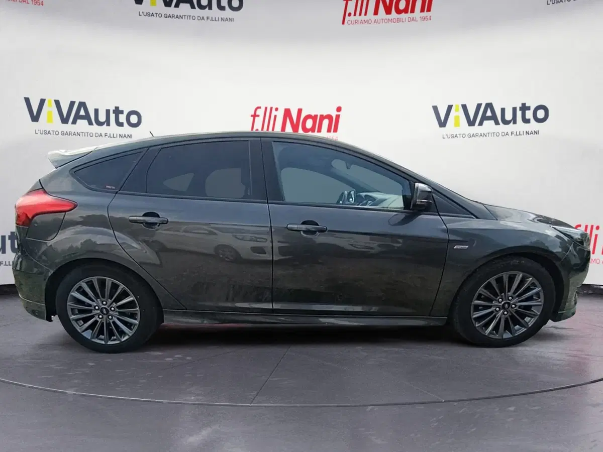 Ford Focus usata a Massa-Carrara (8)