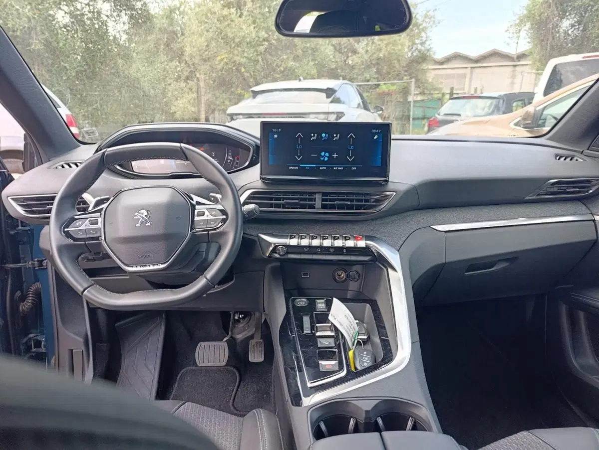 Peugeot 3008 usata a Massa-Carrara (6)
