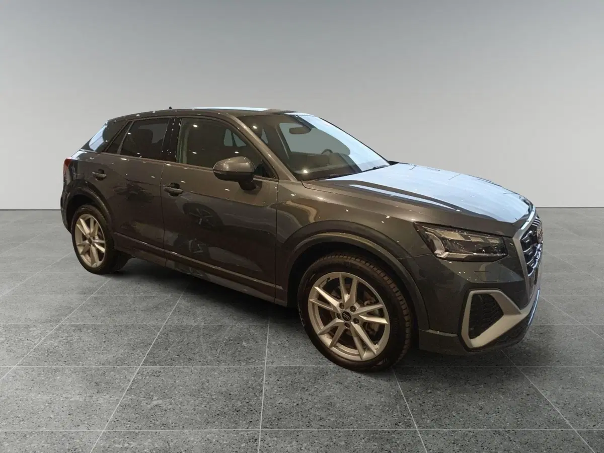 Audi Q2 usata a Bari (14)