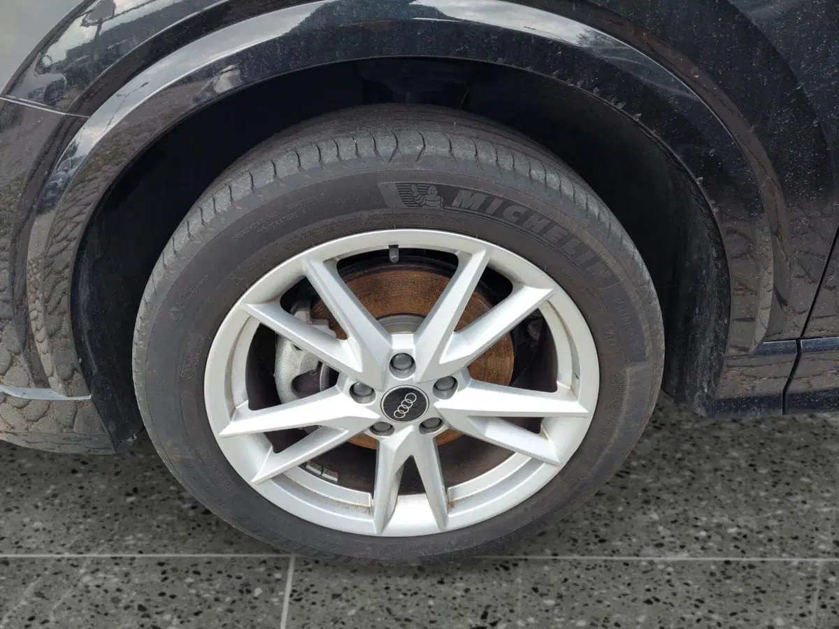 Audi Q2 usata a Bari (16)