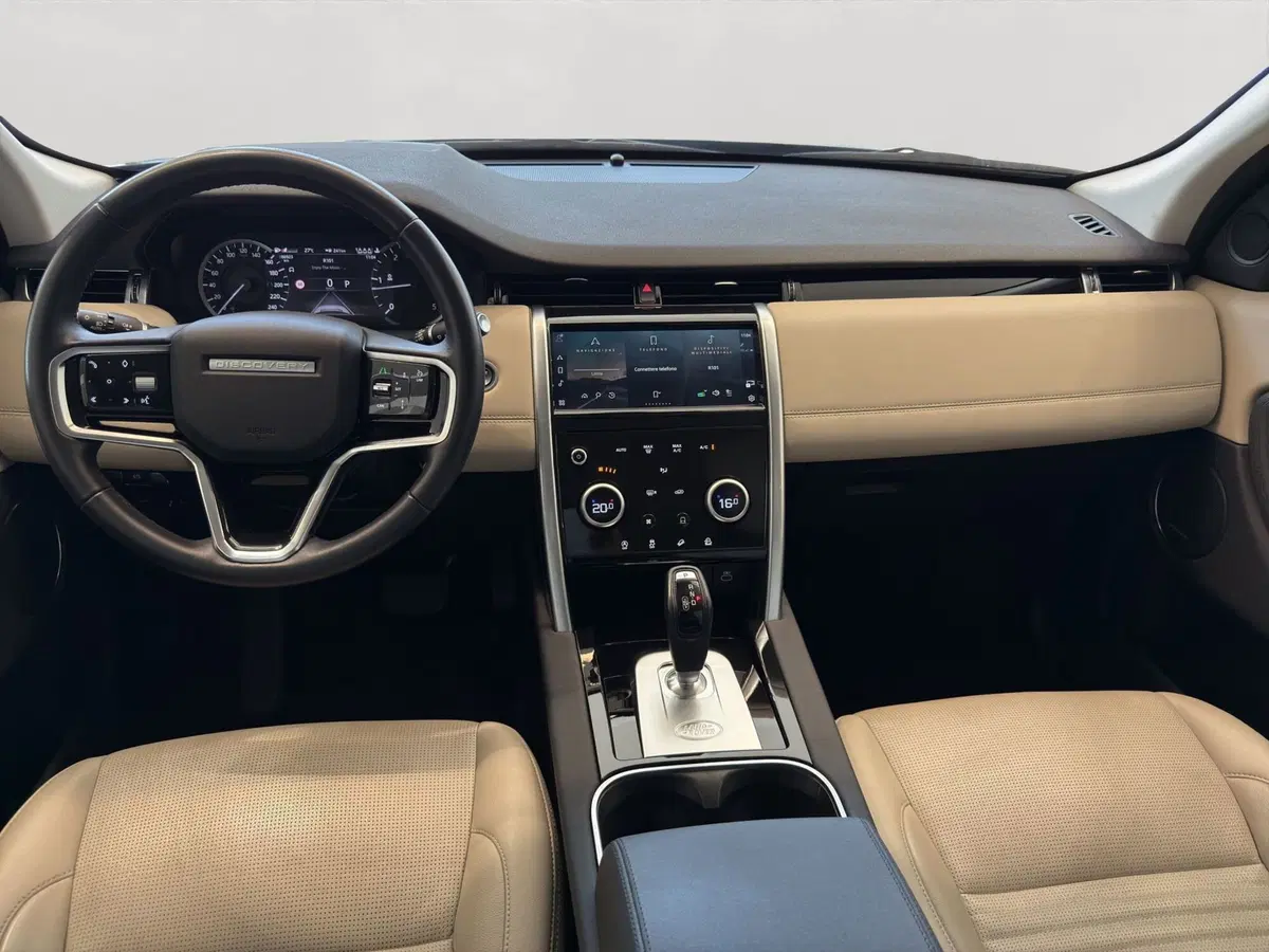 Land Rover Discovery Sport usata a Latina (4)
