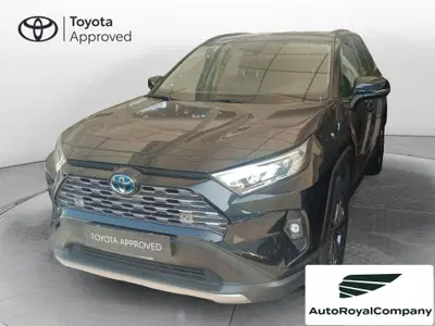Toyota Rav4 HV (218CV) E-CVT 2WD Dynamic del 2022 usata a Roma