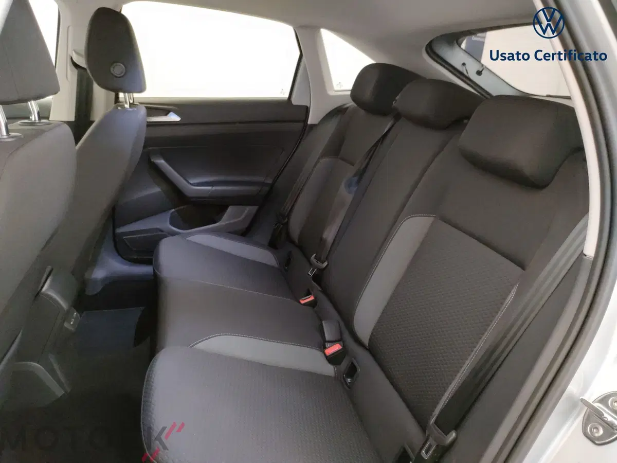 Volkswagen Taigo usata a Varese (10)