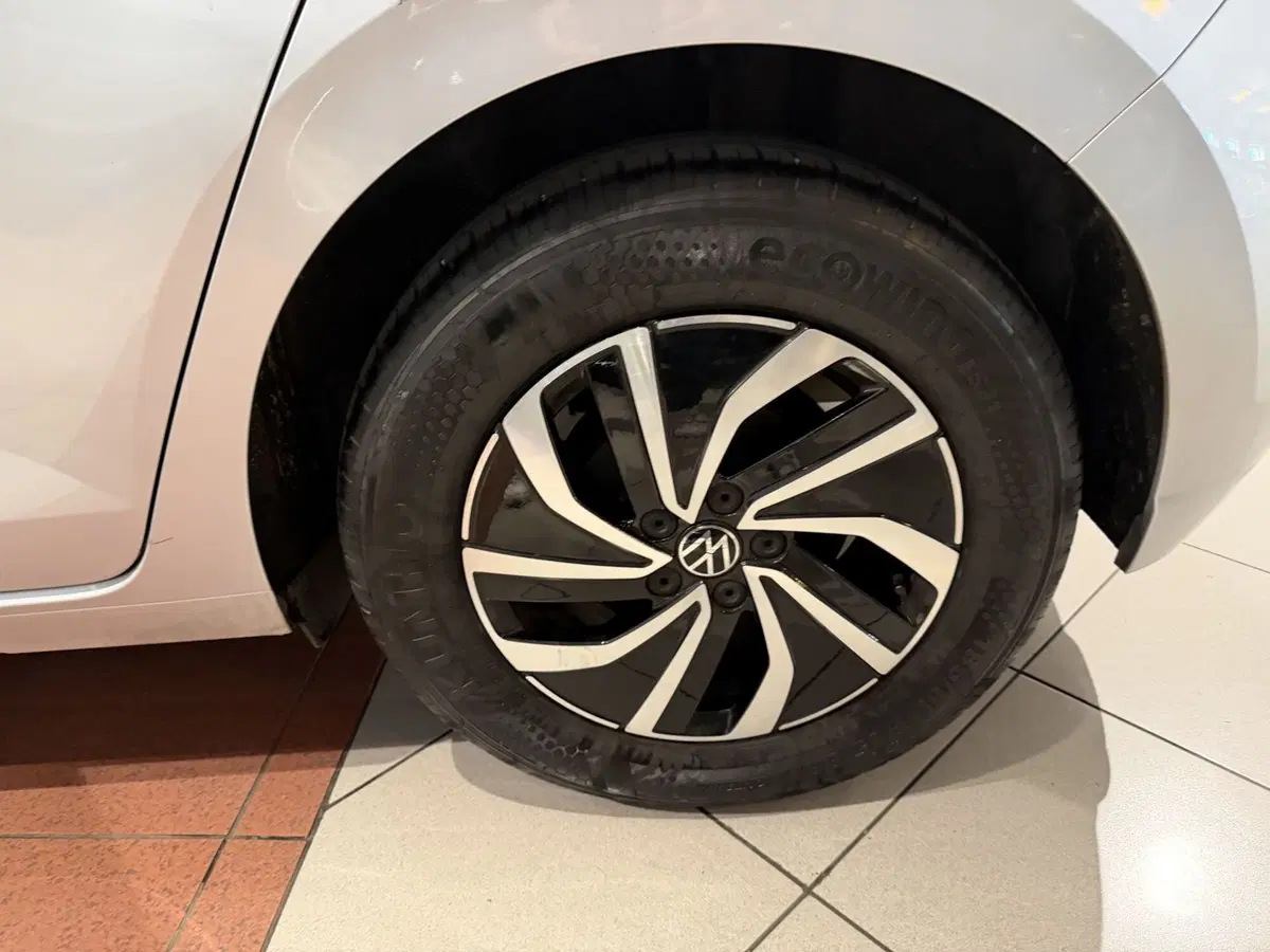 Volkswagen Polo usata a Genova (13)
