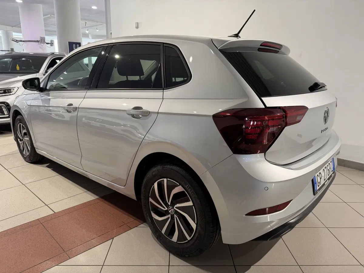 Volkswagen Polo usata a Genova (3)