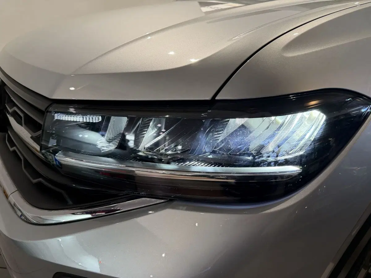 Volkswagen T-Cross usata a Genova (15)