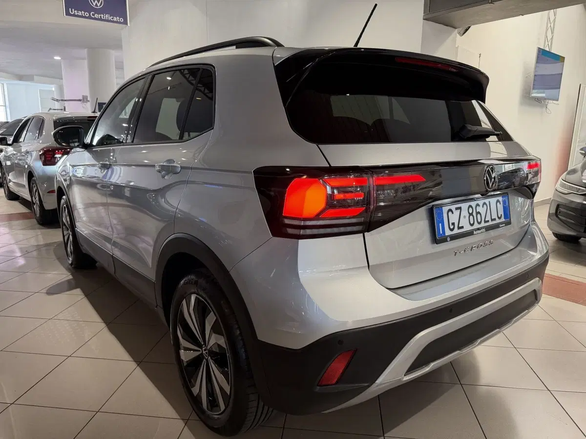 Volkswagen T-Cross usata a Genova (3)