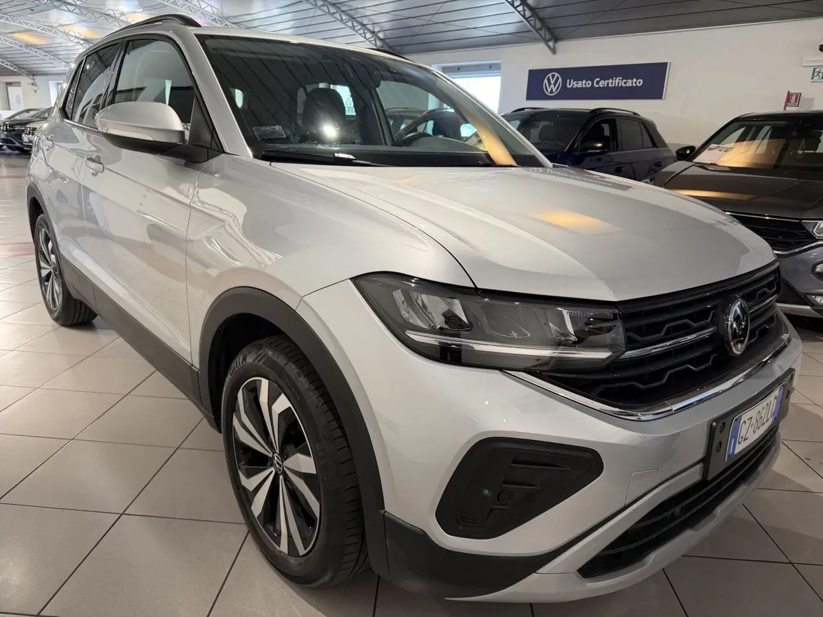 Volkswagen T-Cross usata a Genova (6)