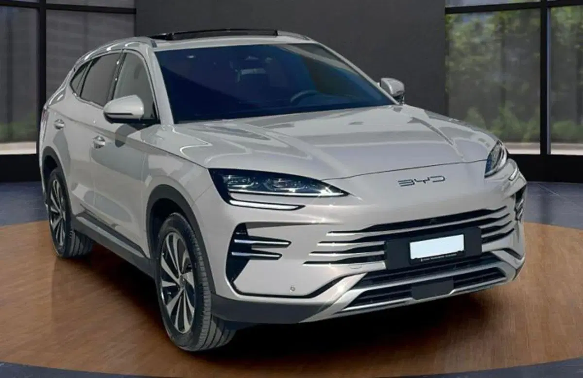 Byd Seal U DM-i nuova a Bologna (7)