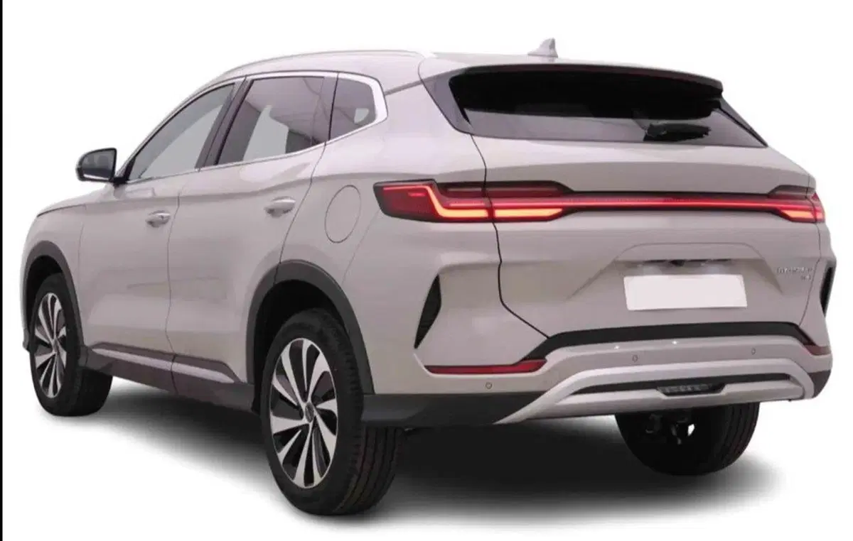 Byd Seal U DM-i nuova a Bologna (4)