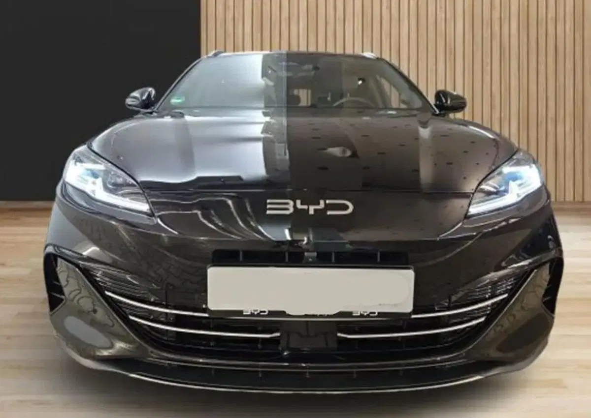 Byd Seal 6 DM-i Station Wagon nuova a Bologna (2)