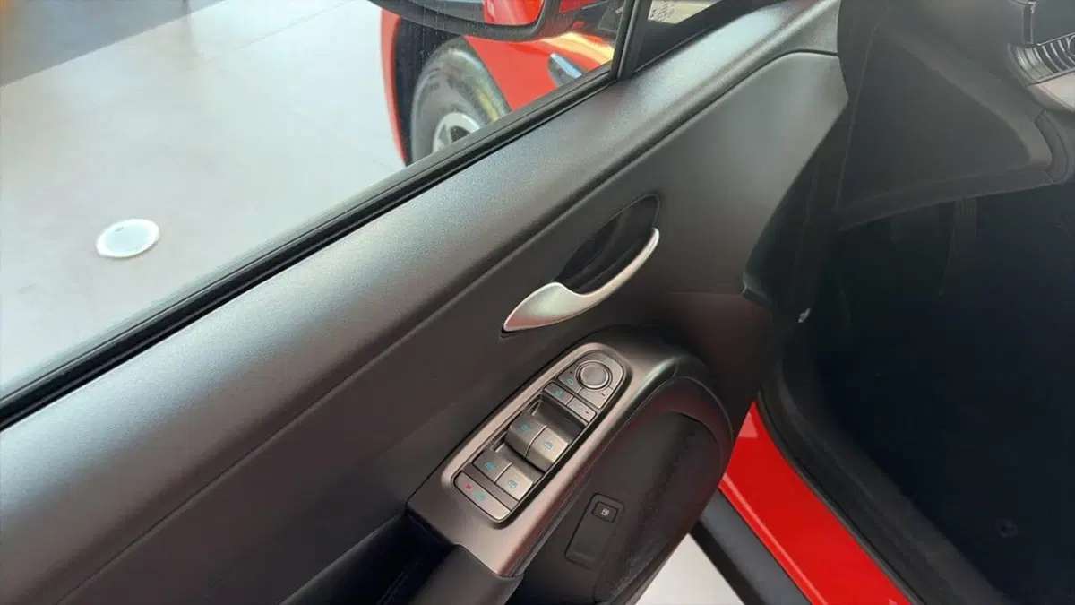 Byd Dolphin G DM-i nuova a Bologna (18)