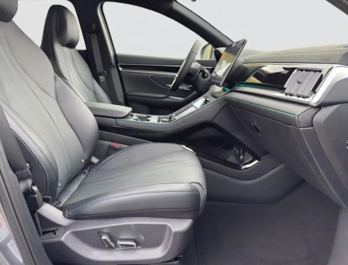 Byd Seal U DM-i nuova a Bologna (13)