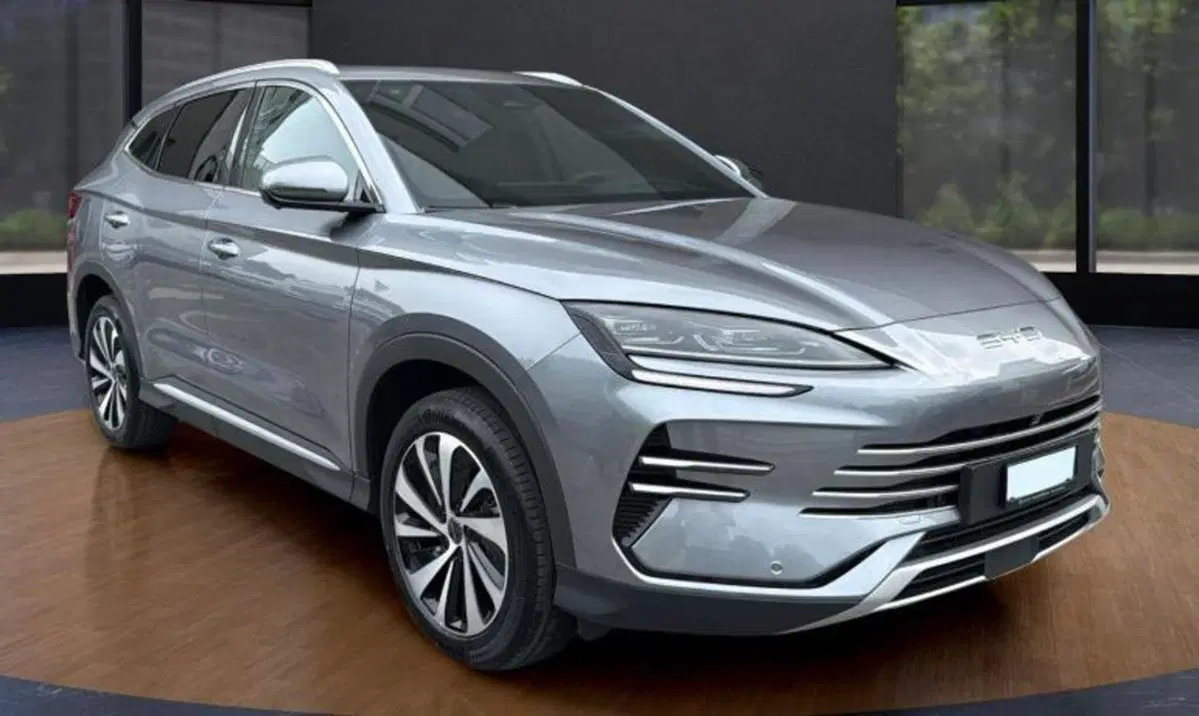 Byd Seal U DM-i nuova a Bologna (8)