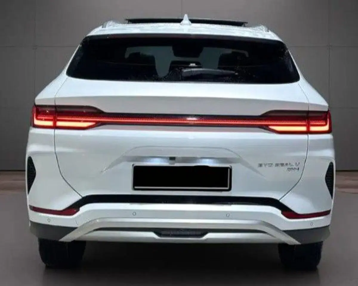 Byd Seal U DM-i nuova a Bologna (4)