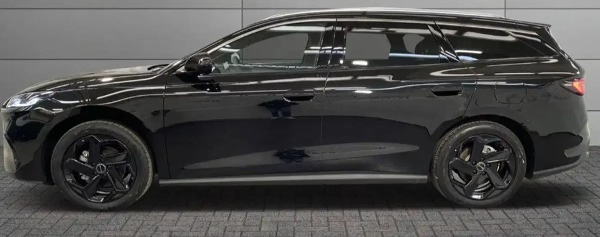 Byd Seal 6 DM-i Station Wagon nuova a Bologna (6)