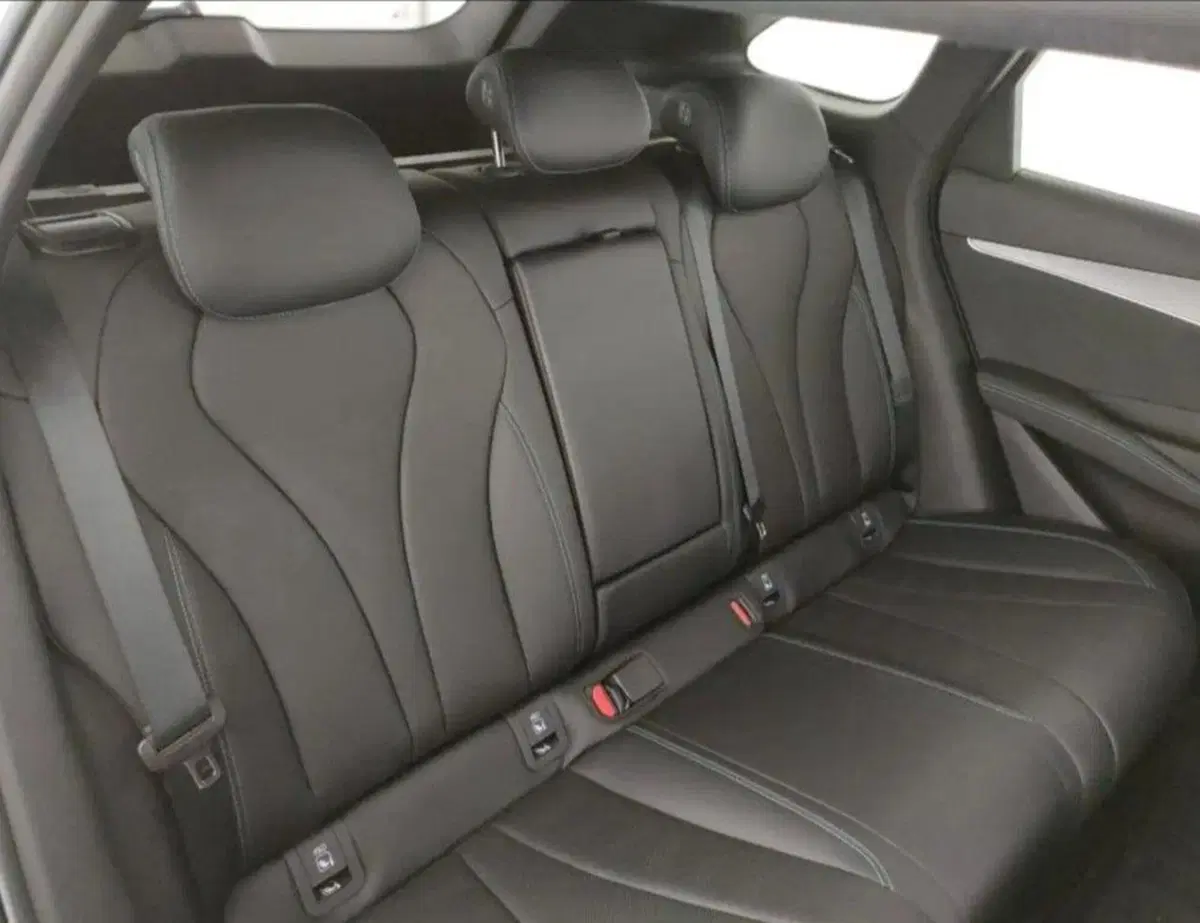 Byd Seal 6 DM-i Station Wagon nuova a Bologna (8)