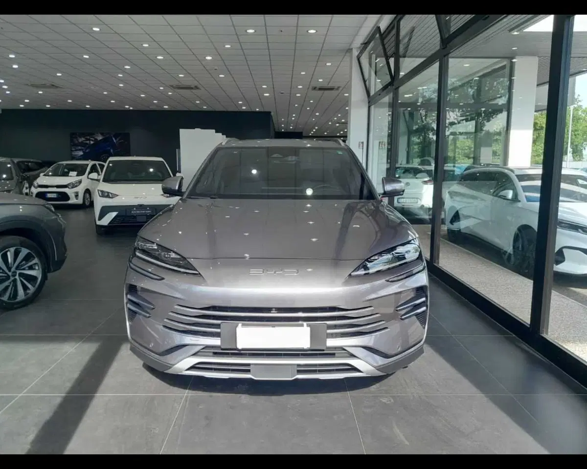 Byd Seal U DM-i usata a Bologna (4)